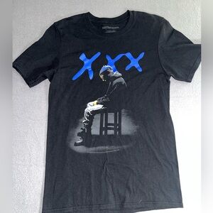 Xxxtentacion graphic shirt